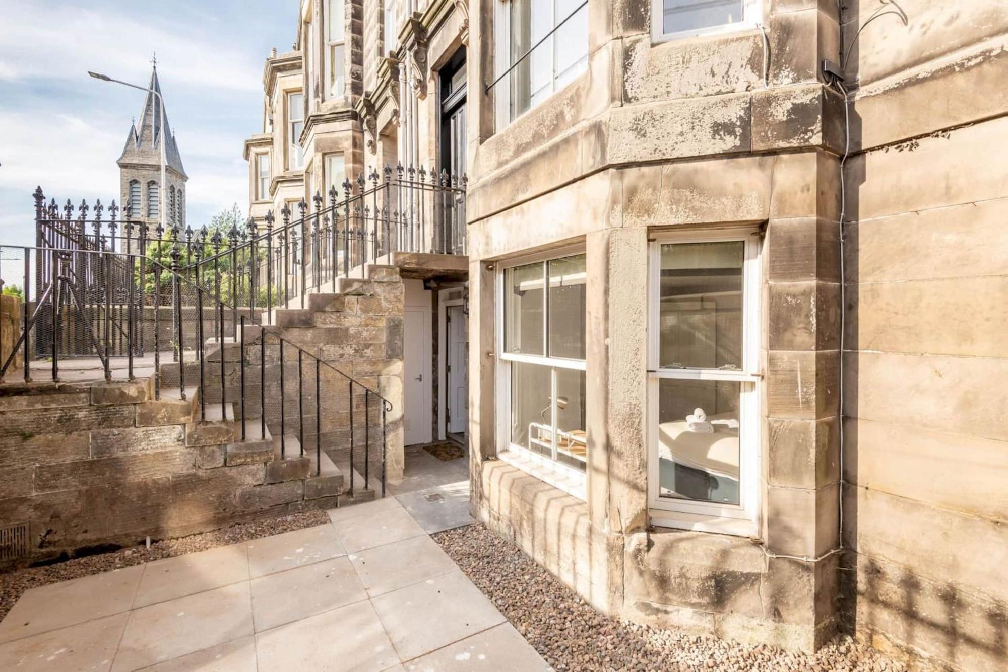 Skye Sands - Strathtyrum Patio Residence Сейнт Андрюс Екстериор снимка